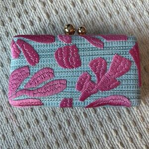 NWT Tommy Bahama Clutch